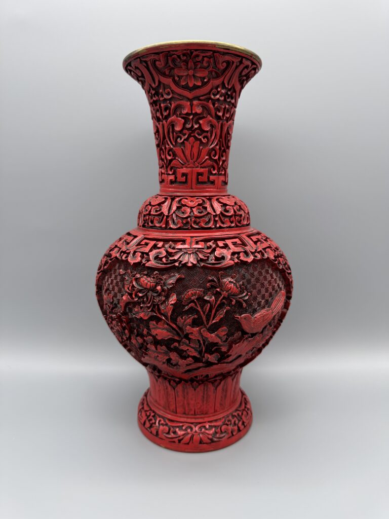 Chinese Cinnabar Red Lacquered Vase